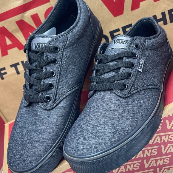 Vans WMNS Atwood
(Varsity Textile) Black/Pewter
VN0A45J9VEJ
Sneakers - Picture 13 of 16